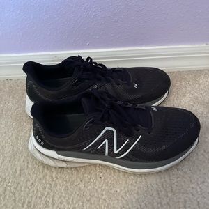 New Balance fresh foam x 860v13 size 11.5 wide